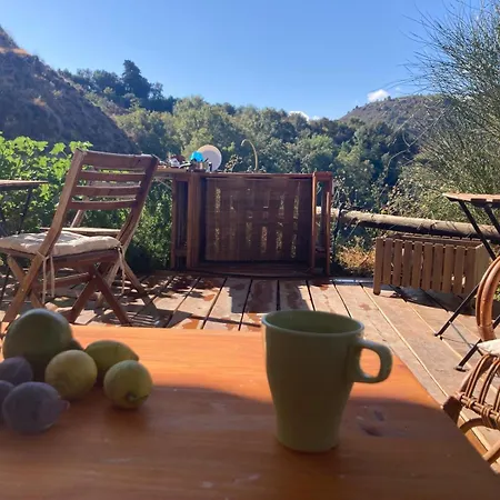 La Calma Y La Caravana Campsite Melegis